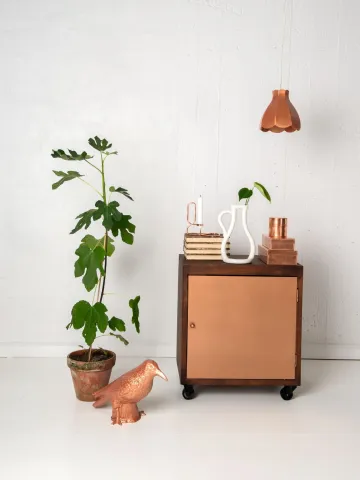 Måla metalliskt Alcro