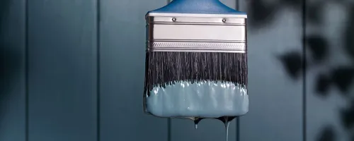 Alcro pensel med blå färg