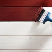 Pensel med röd färg Alcro