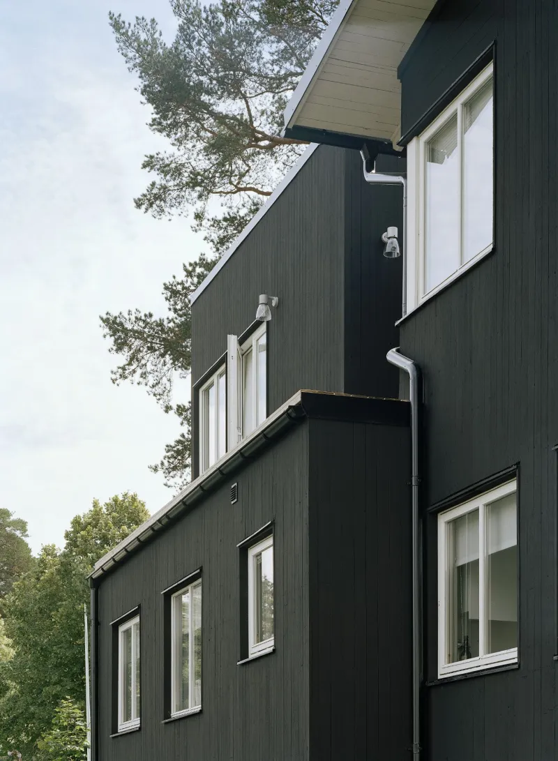 Svarta trähus Alcro